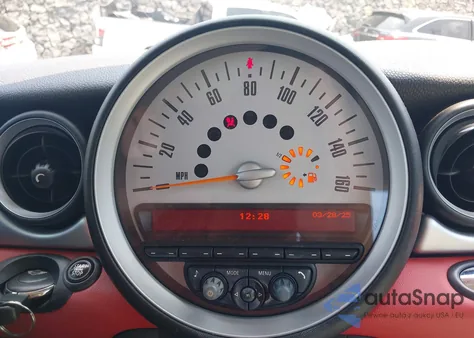 2013 Mini Hardtop Cooper из США, поврежденный, VIN WMWSU3C58DT371771